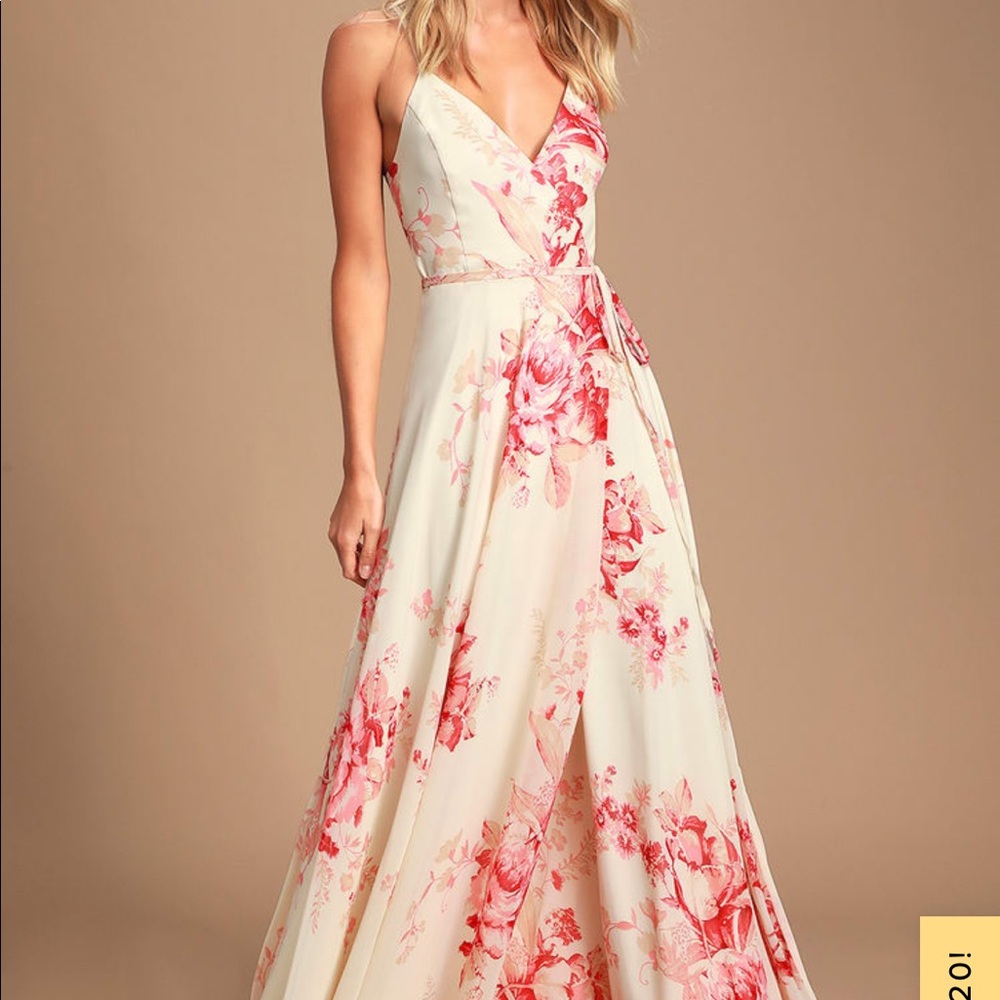 Gorgeous floral Lulus maxi wrap dress.